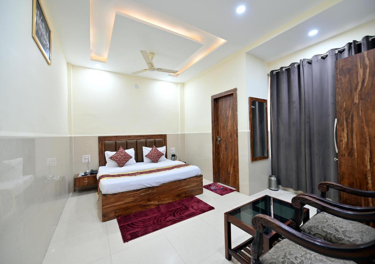 Royal Inn Jammu Ngoại thất bức ảnh