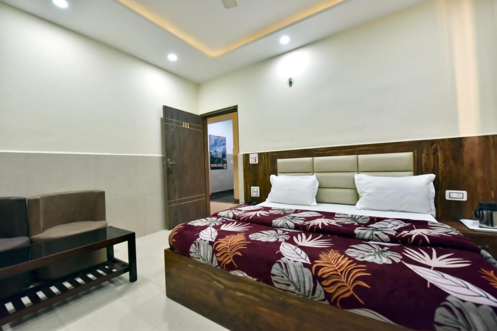 Royal Inn Jammu Ngoại thất bức ảnh