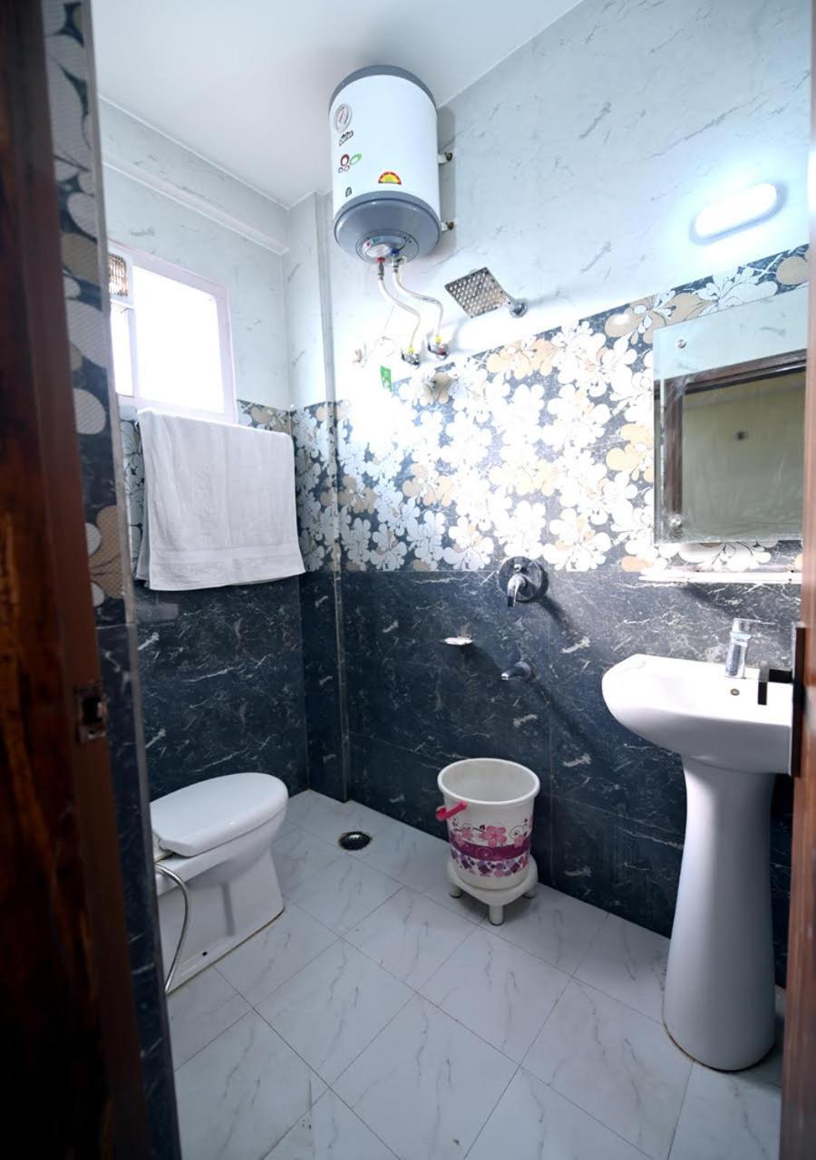 Royal Inn Jammu Ngoại thất bức ảnh